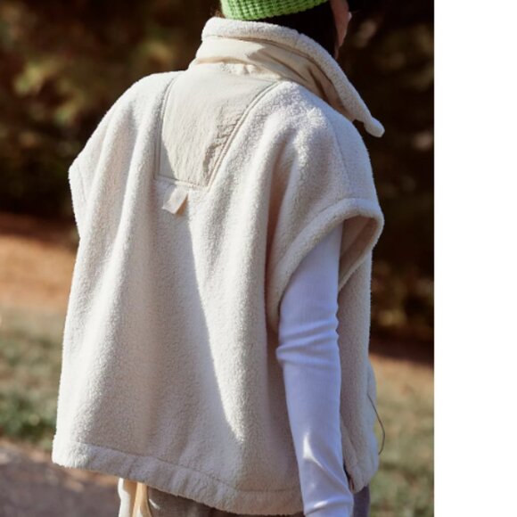 Scout It Out Fleece Vest FP MOVEMENT Free People - Picture 3 of 10